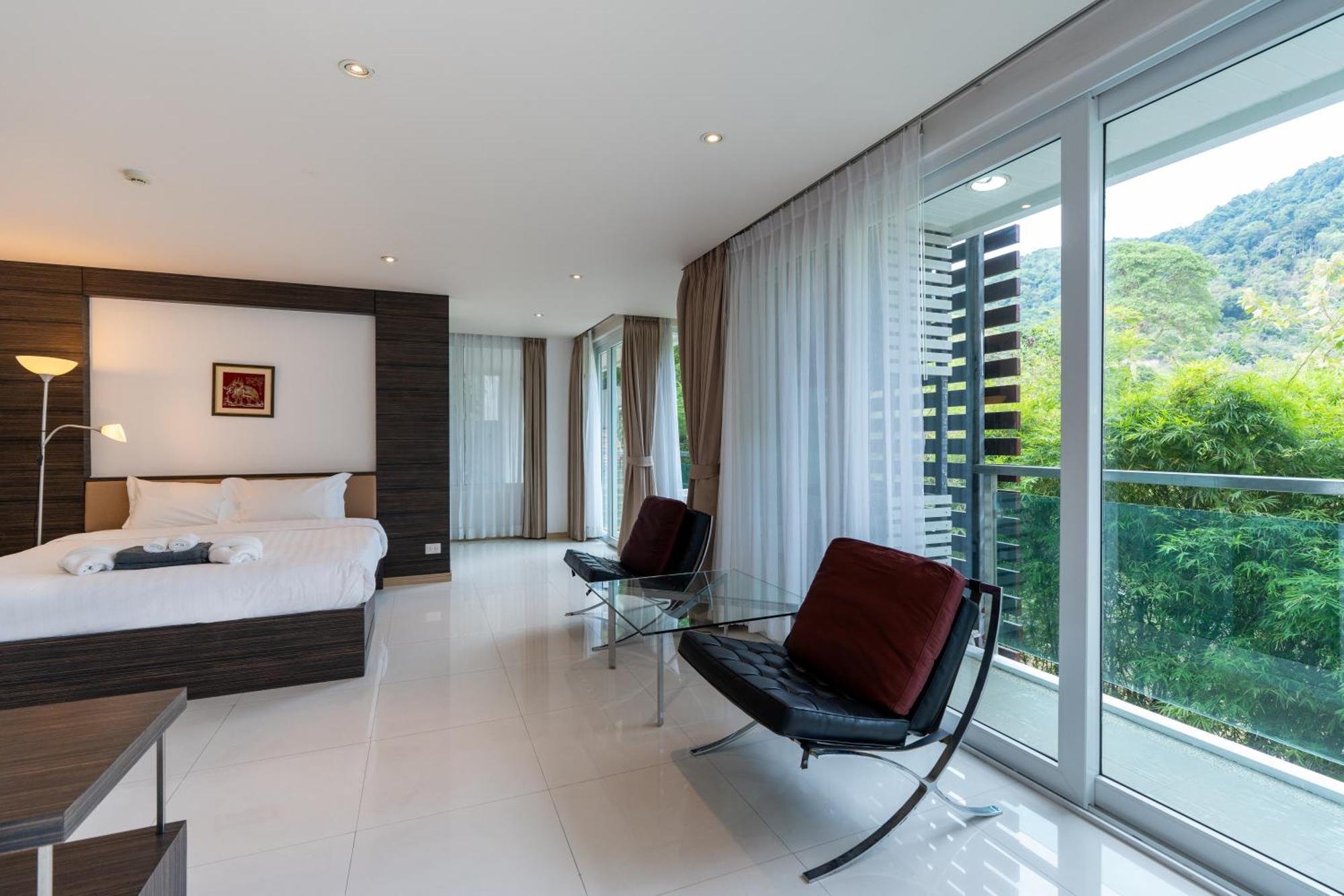 Kalim Unparalleled Sea View Apartemen Patong