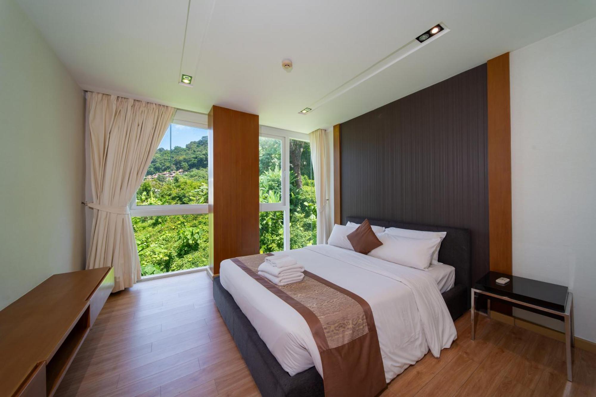 Kalim Unparalleled Sea View Apartment *